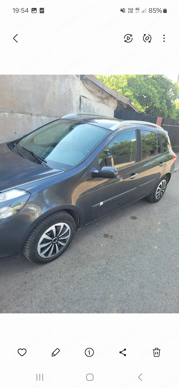 RENAULT Clio