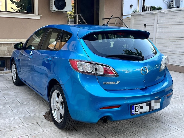 MAZDA 3 2010 — imagine 5