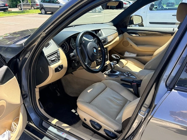 Vand BMW X1 M pachet