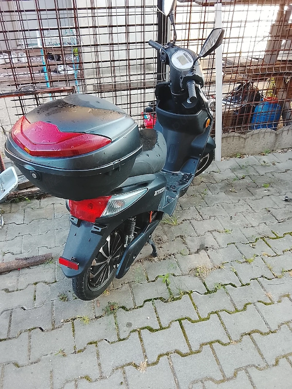 vind scuter electric
