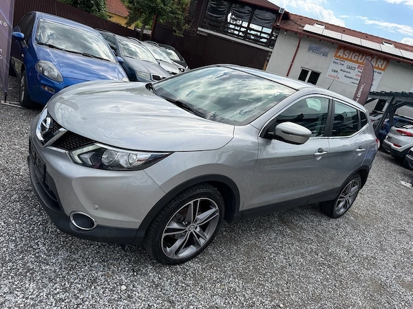 Nissan Qashqai - An 2014.03 - Motor 1.6 DCi - Cutie automata - Navigatie