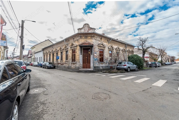 Apartament cu 3 Camere la Casă pe Strada I.L. Caragiale, Arad — fotografia 3