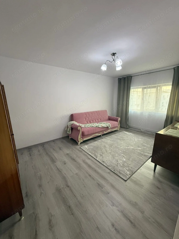 De vanzare apartament cu 2 camere, etaj 4/4, recent renovat — fotografia 1