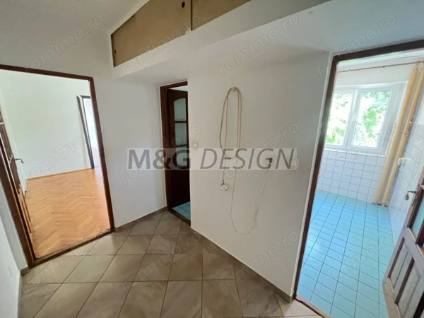 ETAJ 2- Girocului - Judetean, 3 camere , 2 balcoane — fotografia 3