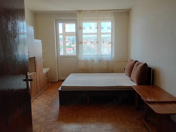 Închiriez sau vand apartament cu 2 camere in zona Sovata, Rogerius si Garii cu lift — fotografia 2