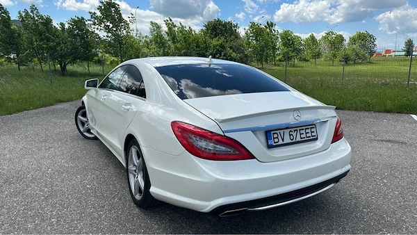 MERCEDES-BENZ E-Class 2012 — imagine 3
