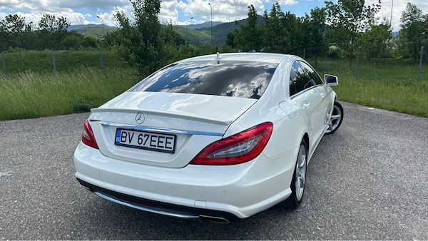 MERCEDES-BENZ E-Class 2012 — imagine 4
