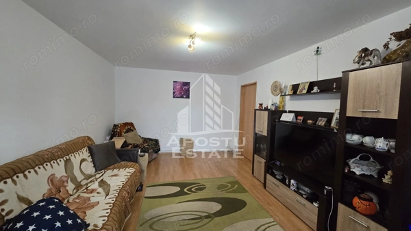 Apartament cu 4 camere de vânzare, zona Lipovei, Timișoara — fotografia 1