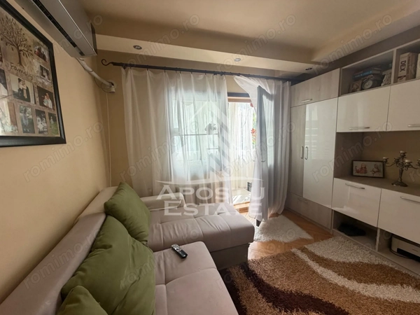 Apartament cu 3 camere de vânzare , etajul 2 , Zona Lipovei, Timisoara — fotografia 3