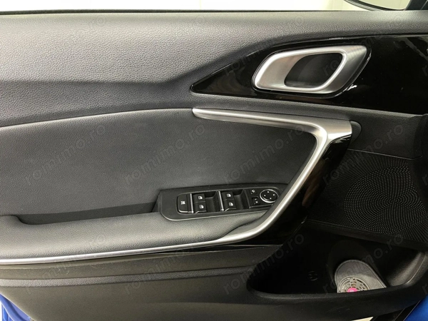 KIA Xceed 2021 — imagine 18