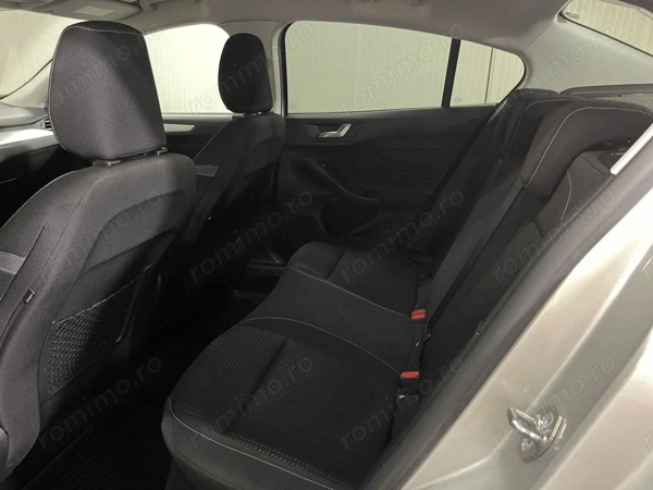 FORD Focus 2022 — imagine 11