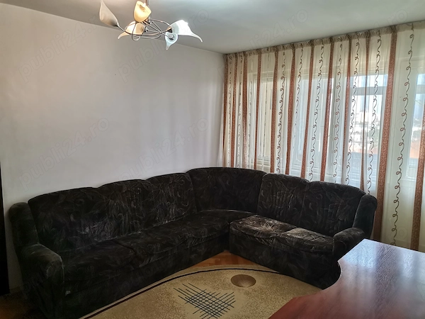 Vând apartament 2 camere semidecomandat — fotografia 1