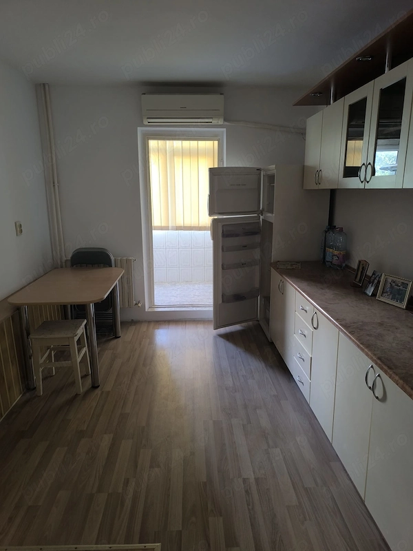 Apartament 2 camere decomandat zona sud — fotografia 1