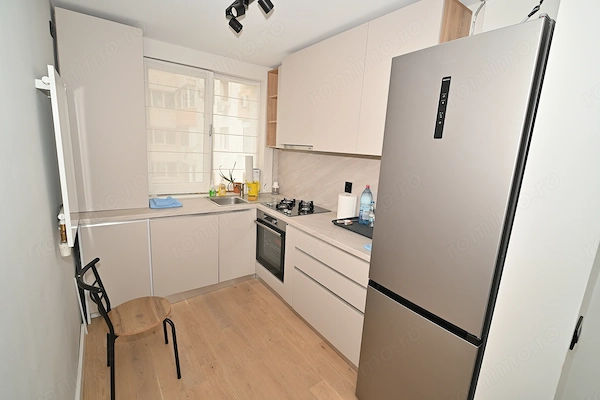 Apartament 2 camere amenajat modern situat in Piata Amzei — fotografia 3