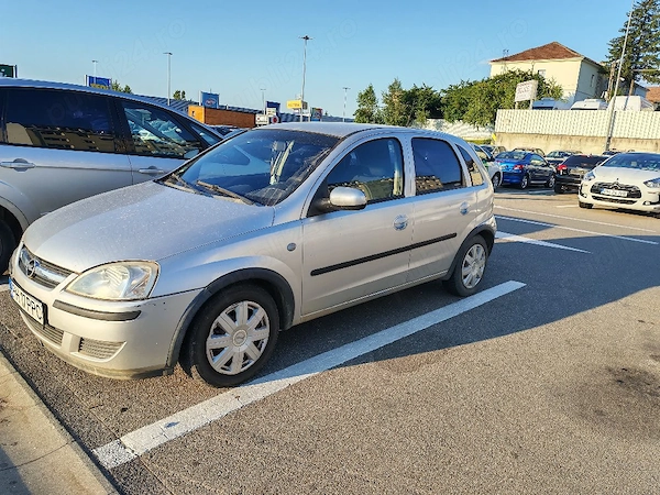 Opel Corsa 1,2 benzină