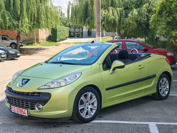 PEUGEOT 207