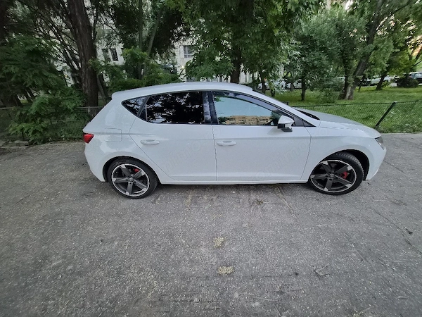 SEAT Leon 2014 — imagine 3
