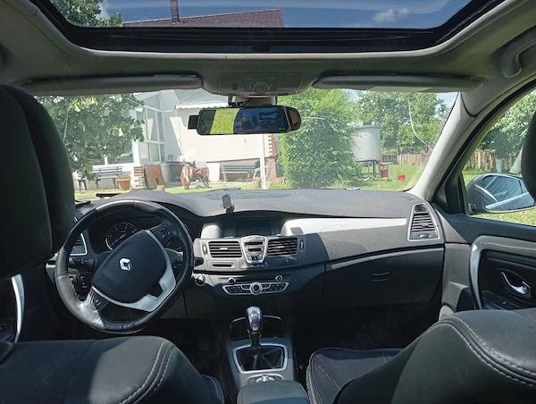 RENAULT Laguna 2012 — imagine 5