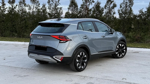 KIA Sportage 2022 — imagine 4