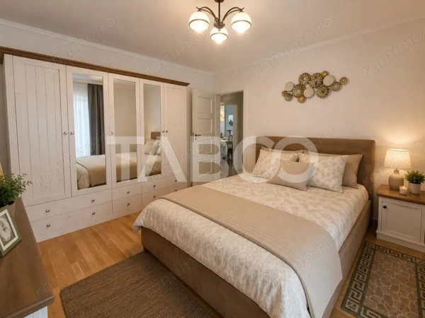 Apartament de vanzare 4 camere balcon boxa lift bloc nou zona Centrala — fotografia 1