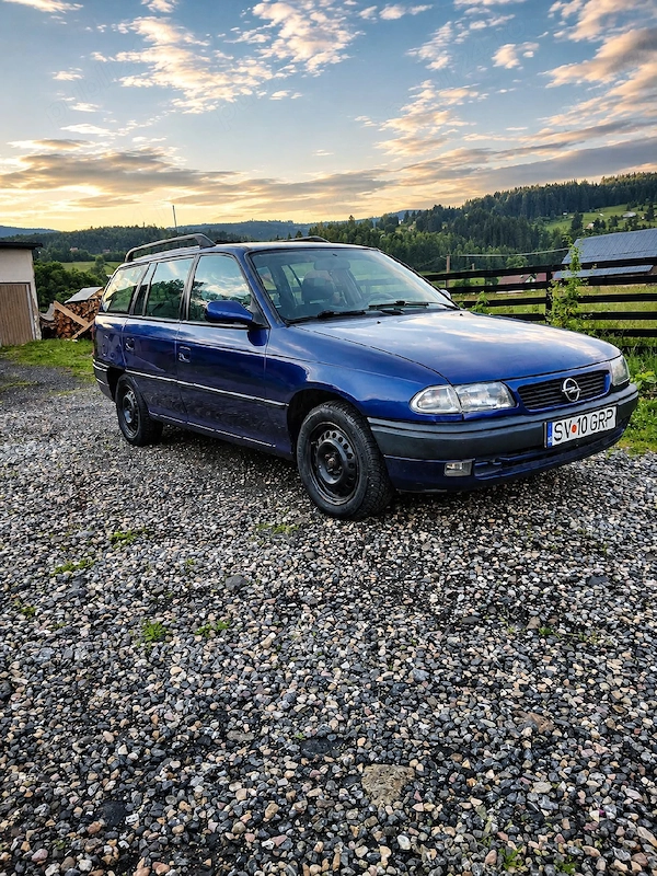 Opel astra f caravan 1.4 benzina