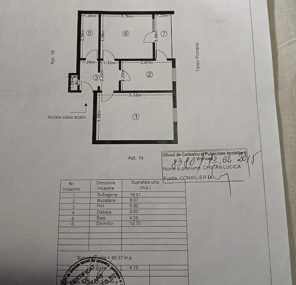 Apartament 3 camere de vanzare — fotografia 1