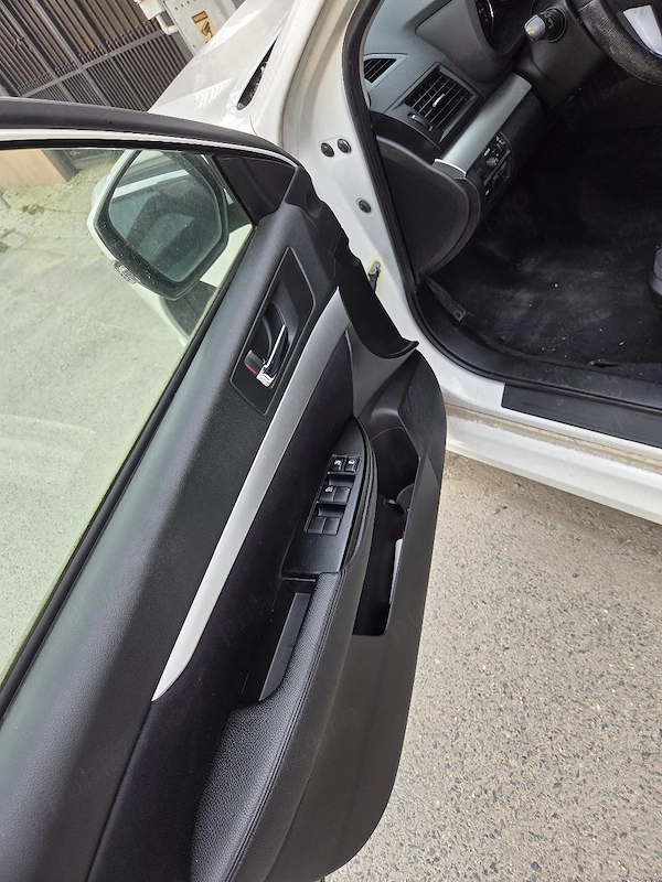 SUBARU Legacy 2013 — imagine 3
