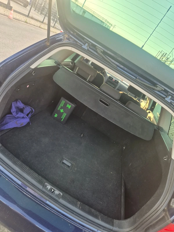 VOLKSWAGEN Golf 2009 — imagine 10