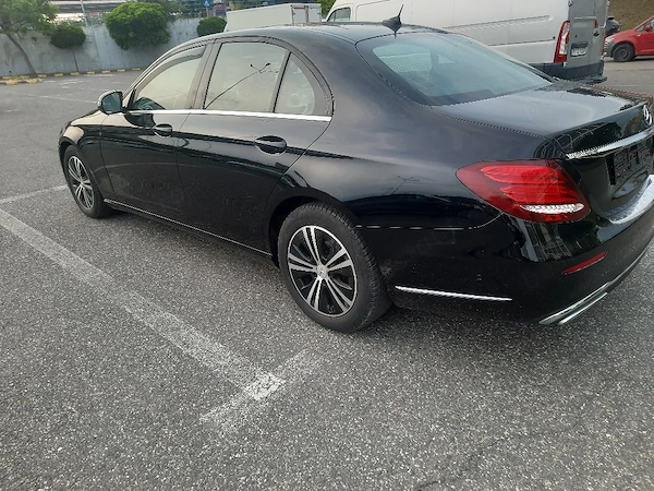 MERCEDES-BENZ E-Class 2018 — imagine 2