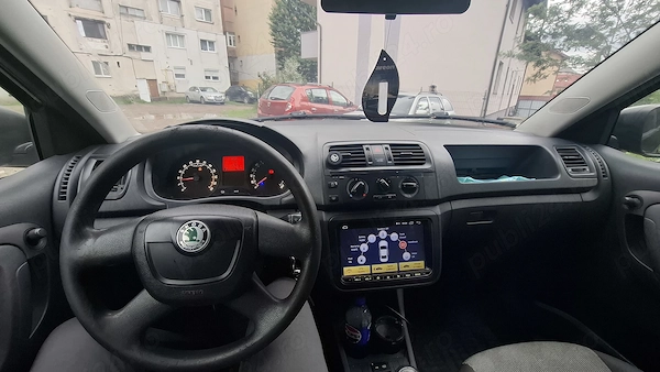 SKODA Fabia 2012 — imagine 5