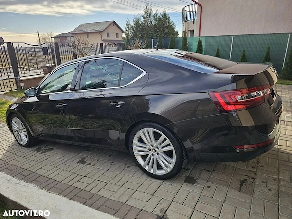 SKODA Superb 2017 — imagine 4