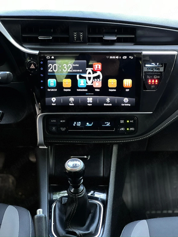 TOYOTA Auris 2018 — imagine 10