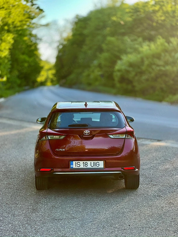 TOYOTA Auris 2018 — imagine 5