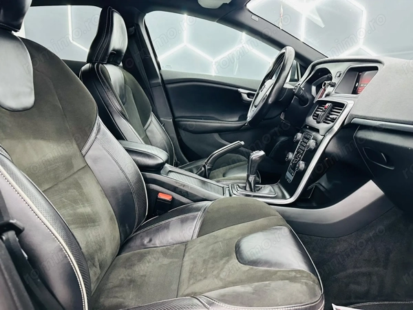 VOLVO V40 2017 — imagine 17