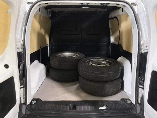 RENAULT Kangoo 2022 — imagine 9