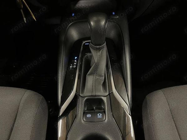 TOYOTA Corolla 2021 — imagine 17