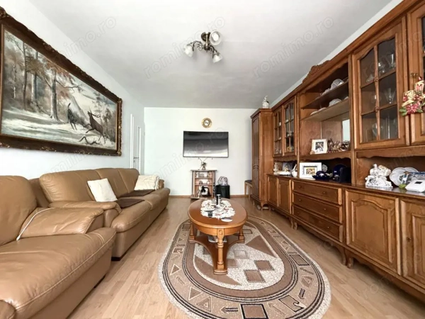 Apartament 3 camere, 68 mp utili, etaj 2, garaj, 2 boxe - Plavat II — fotografia 3