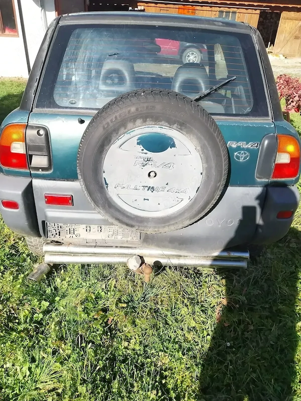 TOYOTA RAV4 1995