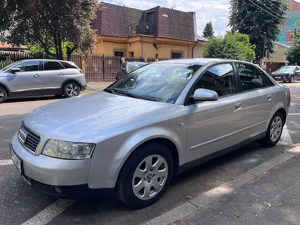 AUDI A4 2005 — imagine 5