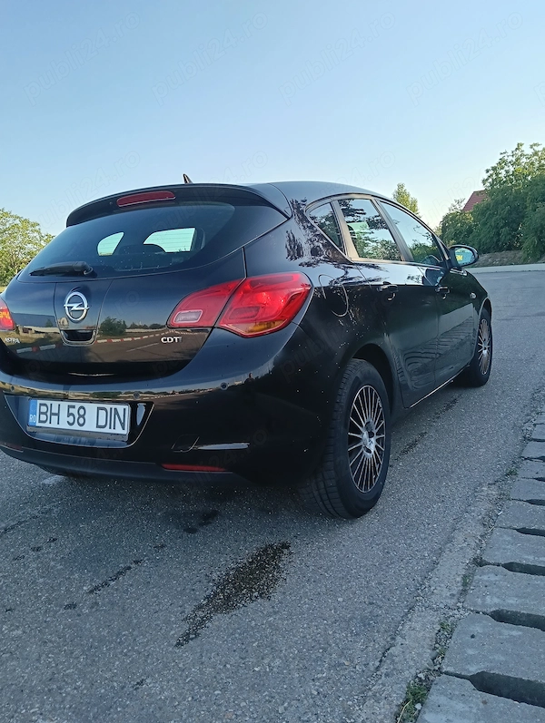 OPEL Astra 2010 — imagine 2