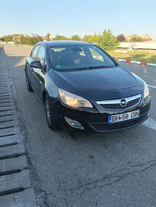 OPEL Astra 2010 — imagine 5