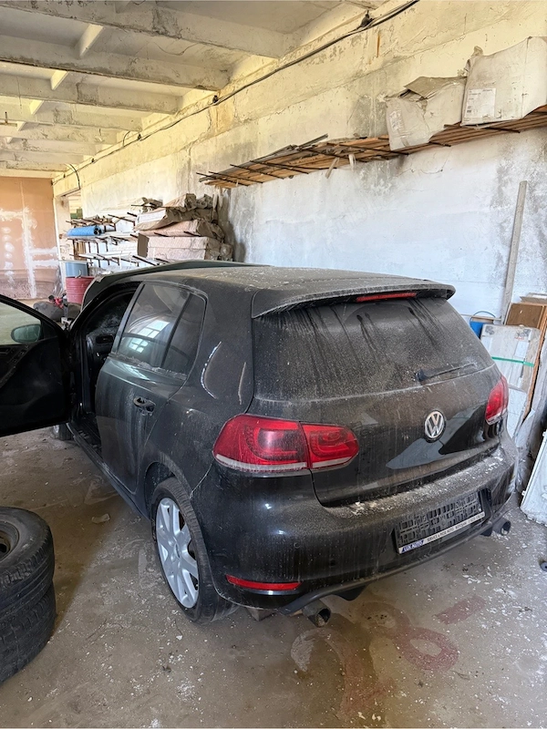 VOLKSWAGEN Golf 2012 — imagine 2