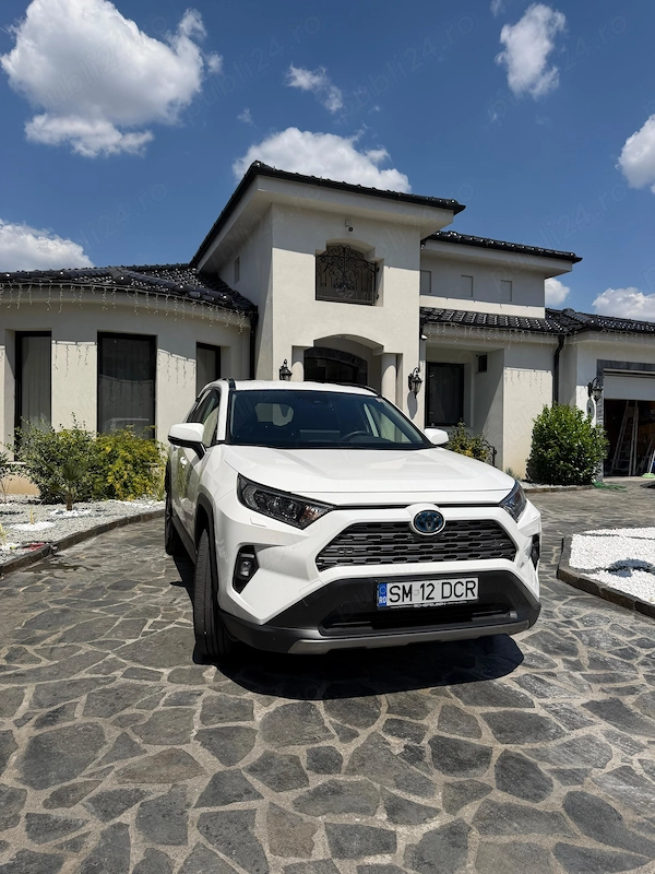 TOYOTA RAV4 2025 — imagine 2