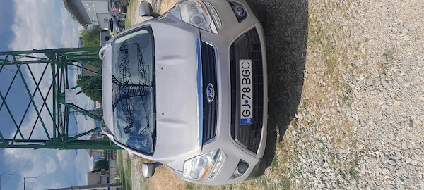 FORD Kuga 2011