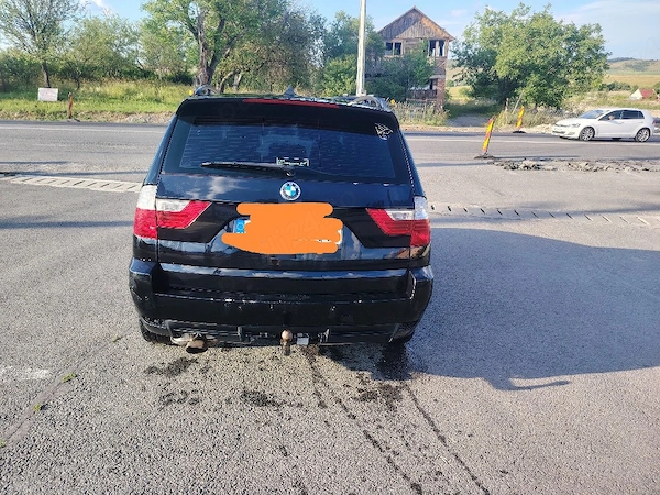 BMW X Series (Generic) 2010 — imagine 3