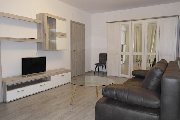 Vanzare apartament 2 camere Cartierul Solar, mobilat, utilat — fotografia 1