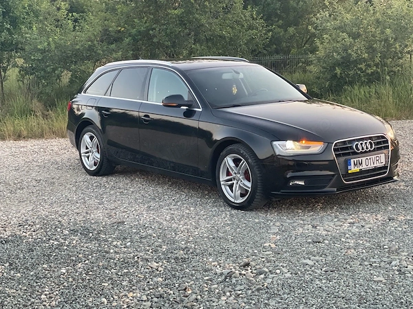 AUDI A4