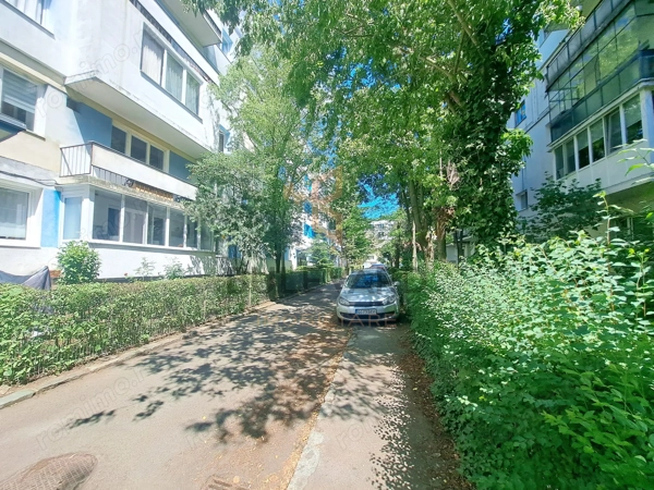 Apartament 2 camere, zona Liceului Onisifor Ghibu, etaj intermediar — fotografia 1