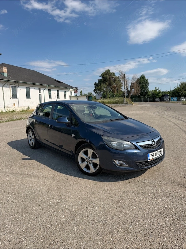 OPEL Astra 2011 — imagine 3