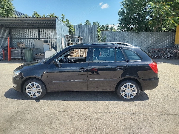 SKODA Fabia 2012